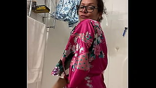 free milf robe